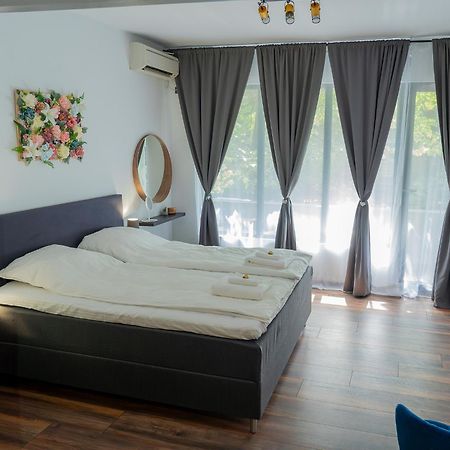 Central Apartments Veliko Tărnovo Esterno foto