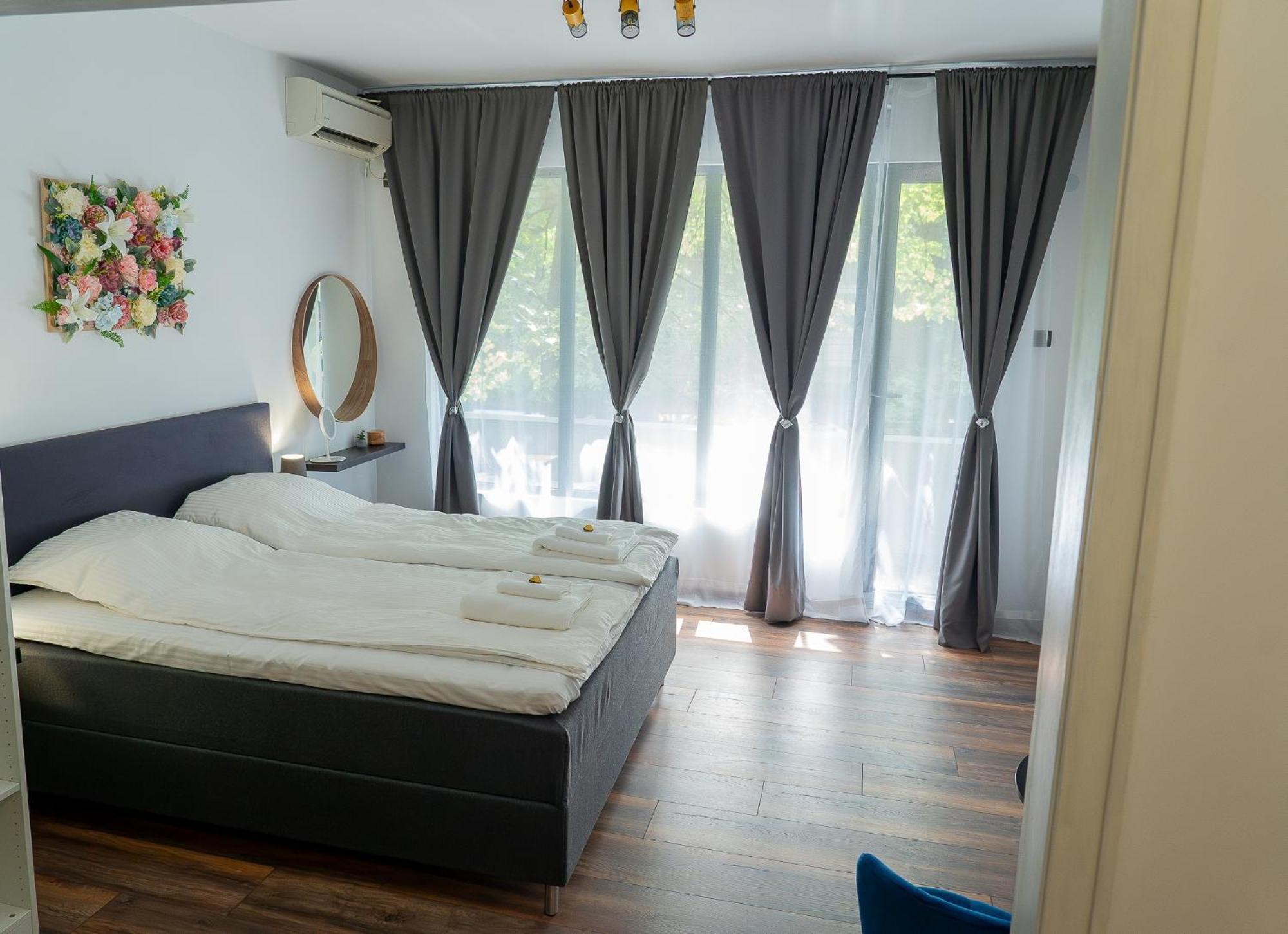 Central Apartments Veliko Tărnovo Esterno foto